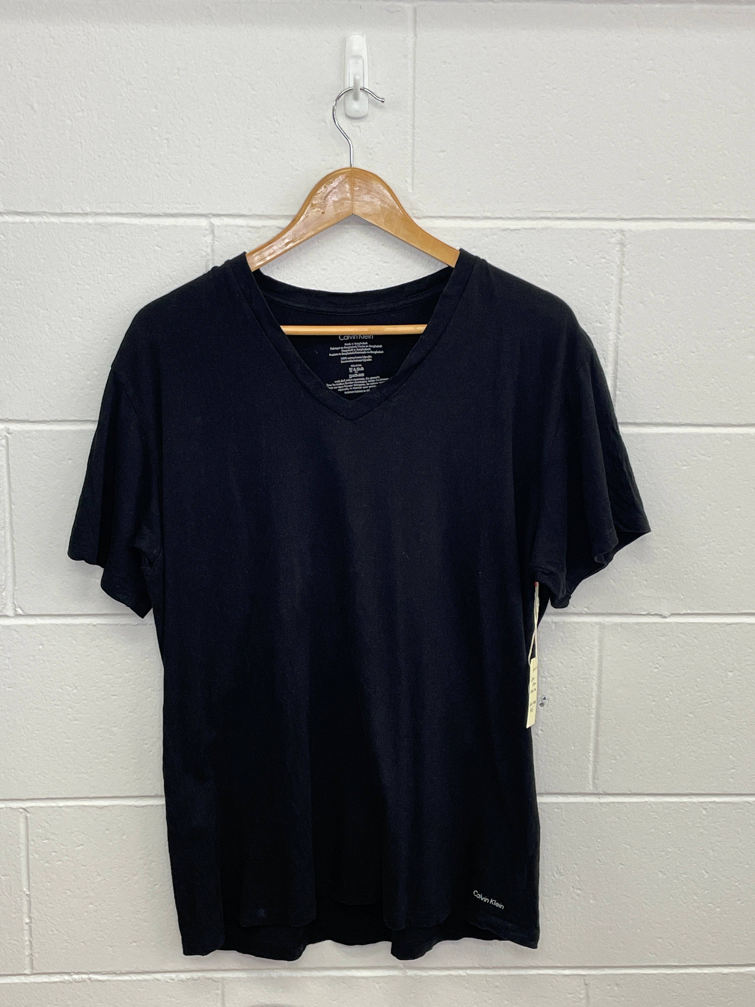 Calvin Klein V Neck Black T-Shirt Large