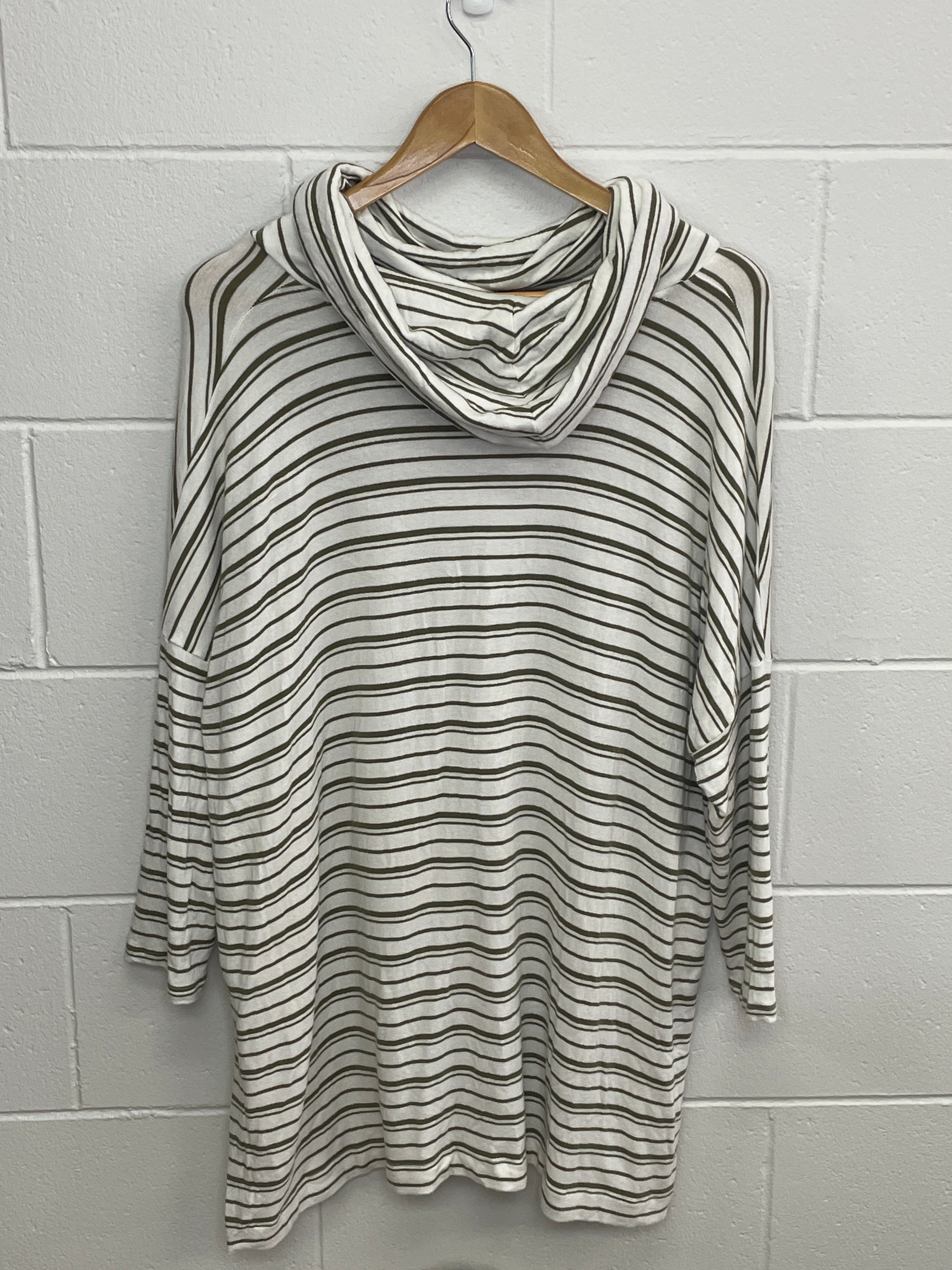 Green & White Striped Long-Sleeve Turtleneck Large