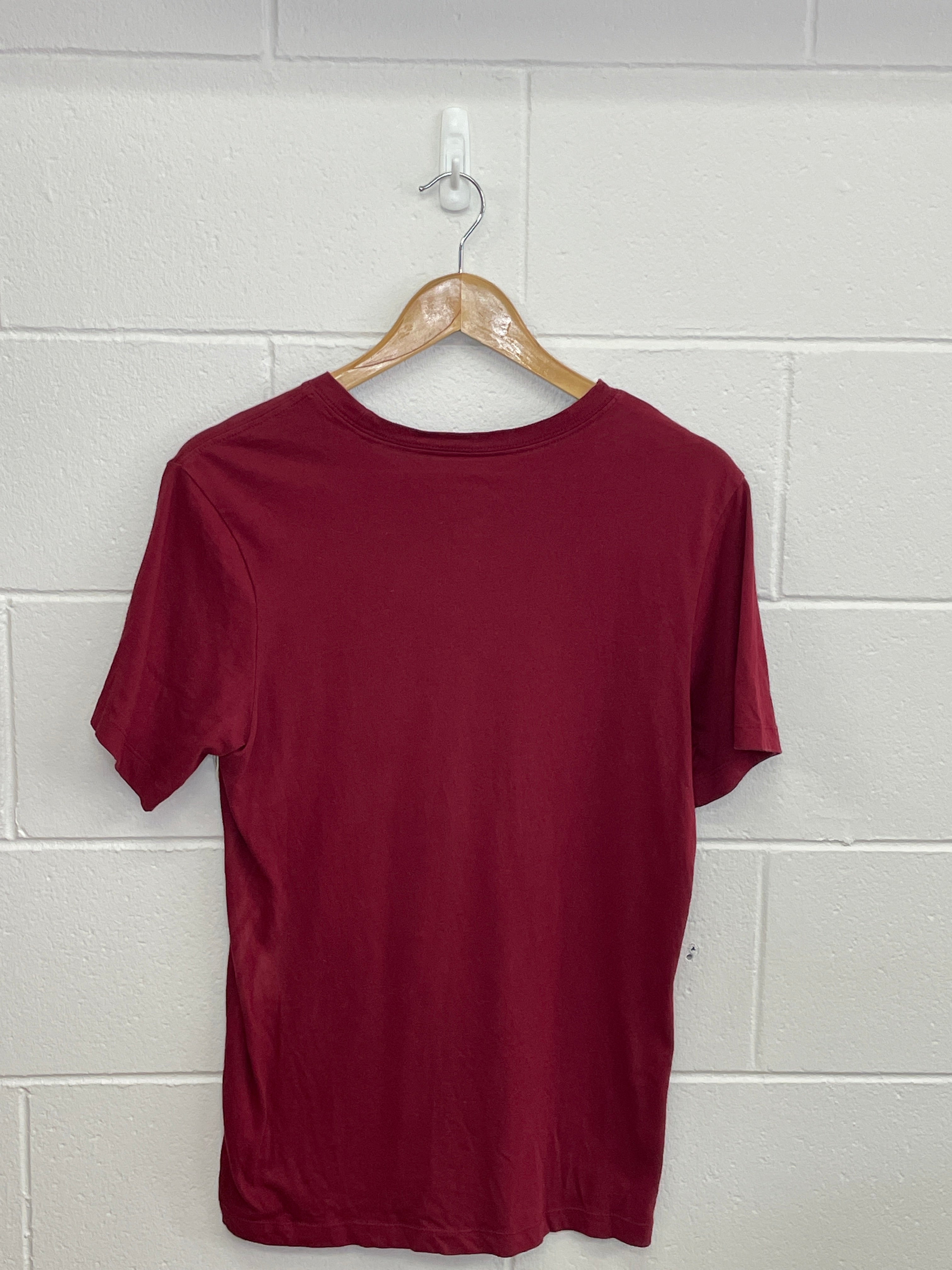 Nike Plain Maroon T-Shirt Small