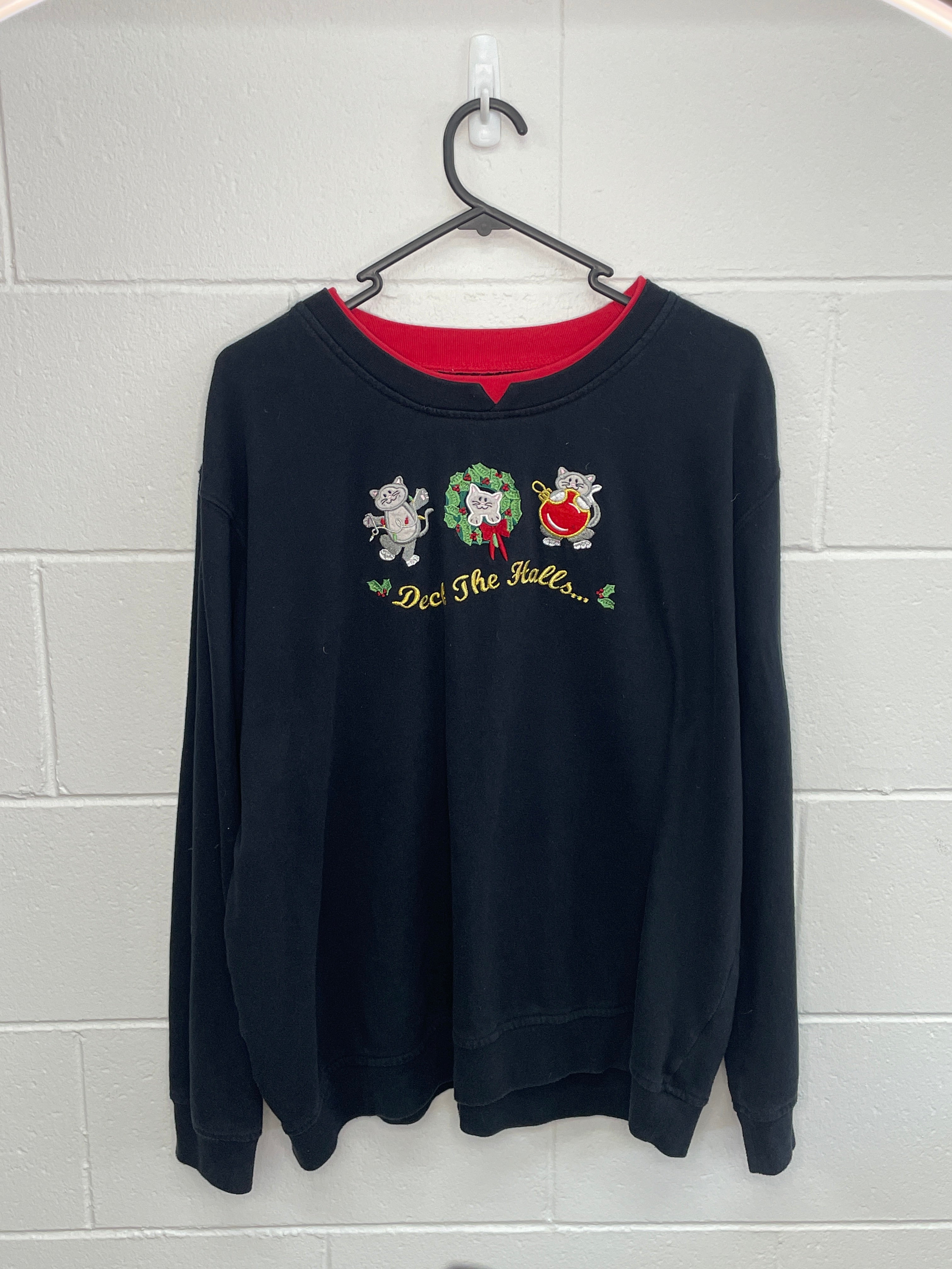 Deck The Halls Cat Christmas Crewneck Black Large