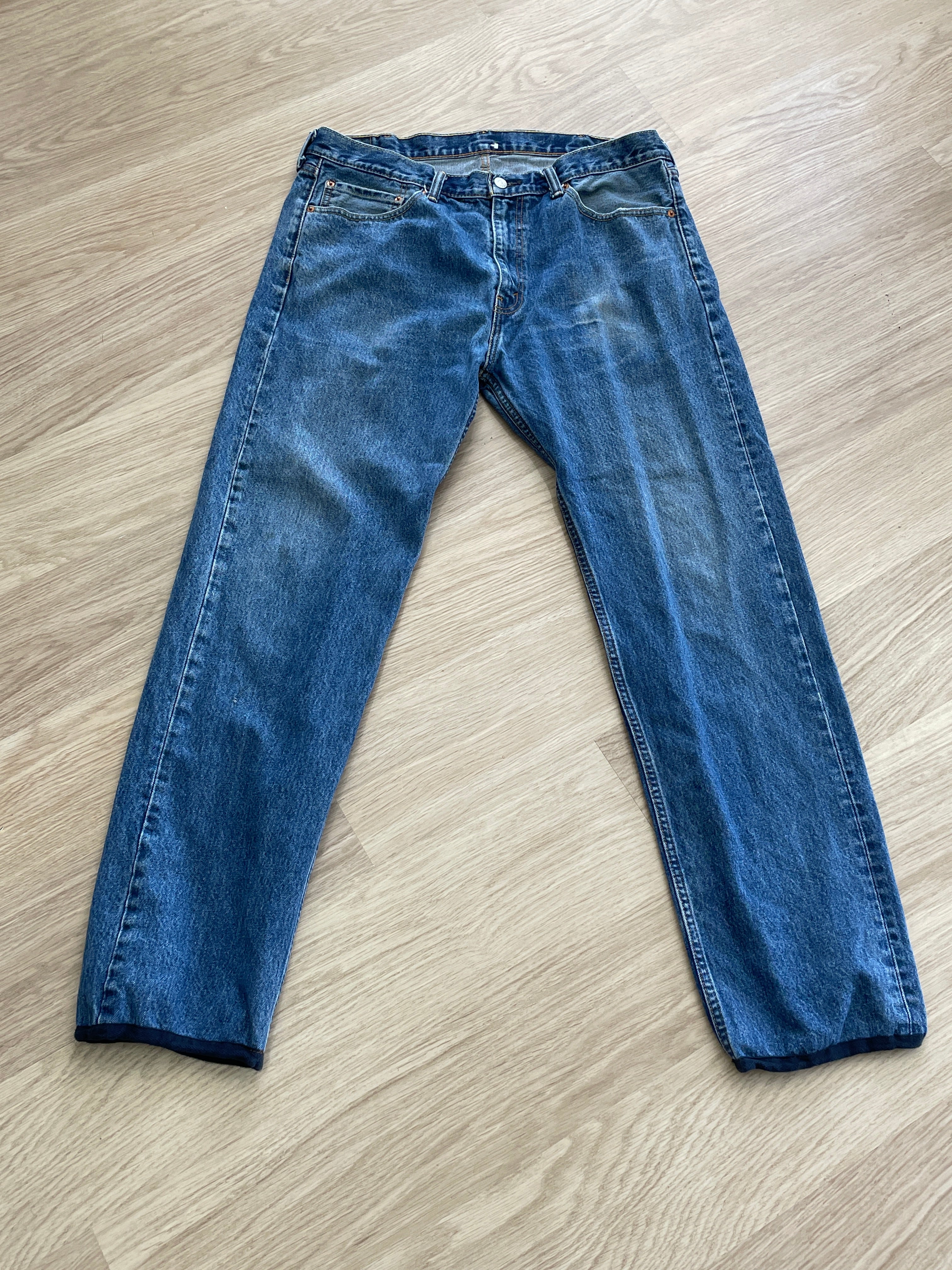 Levis Dark Wash 505 Jeans W38