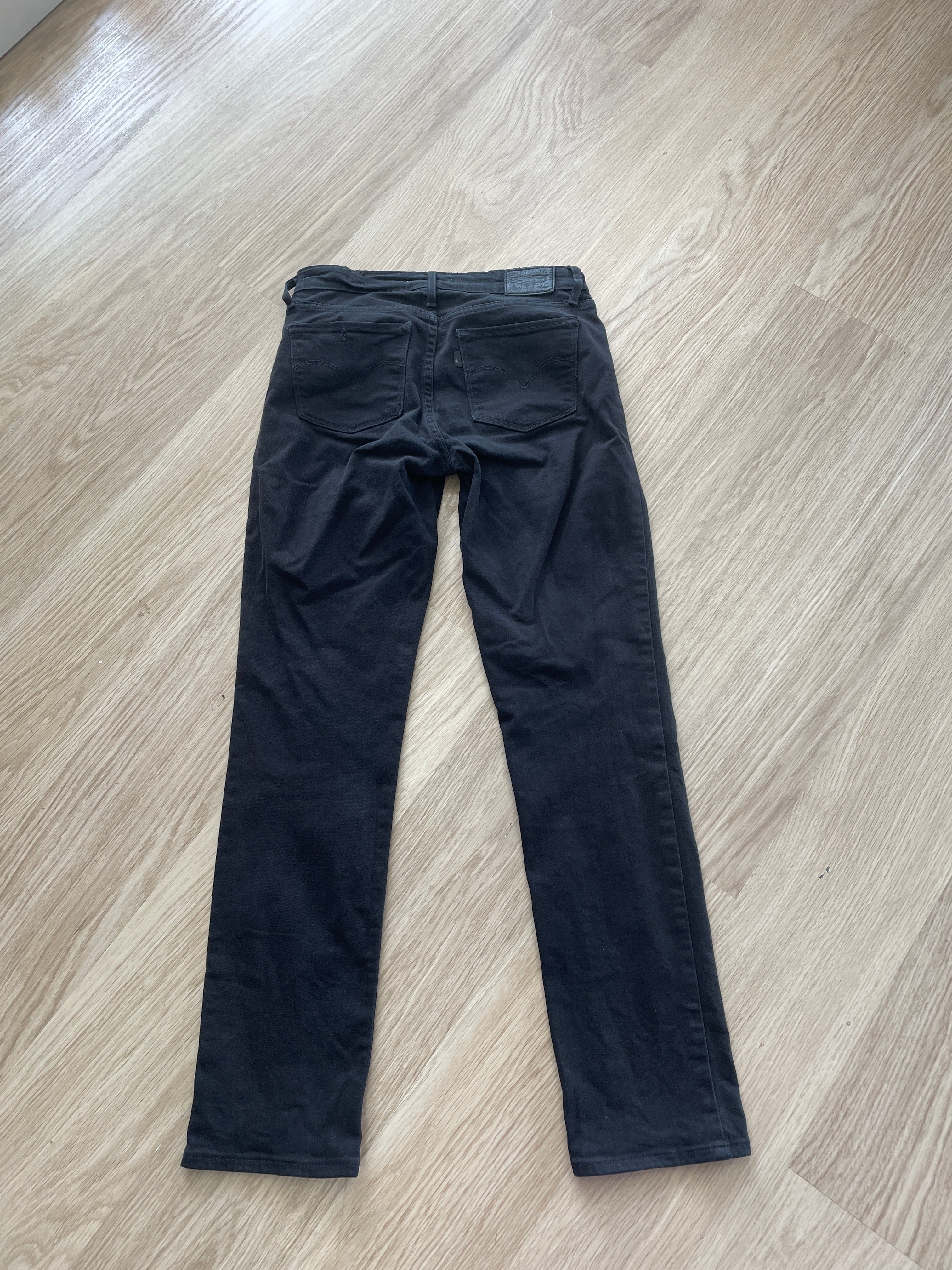 Levi's Straight Black 714 Jeans Size W26